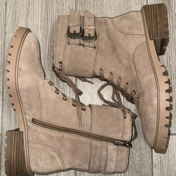 Vince Camuto Fawdry Combat Boot Wild Mushroom Size 7 NWOT - Picture 5 of 14